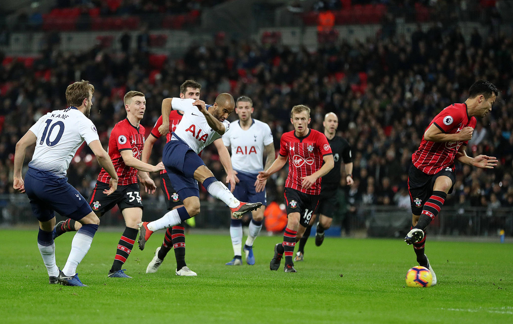 显然背离了 显然背离了